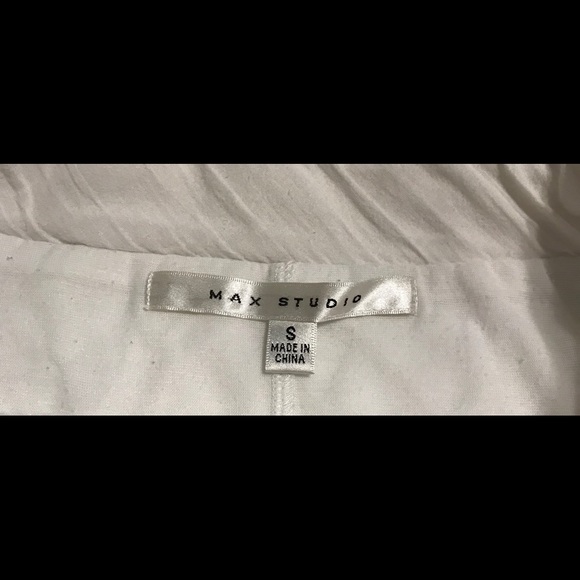 White skirt❤️ - Picture 3 of 4